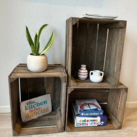 Apartment Of Bricks 6 *