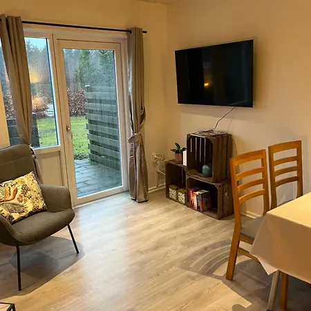 Apartment Of Bricks 6 *