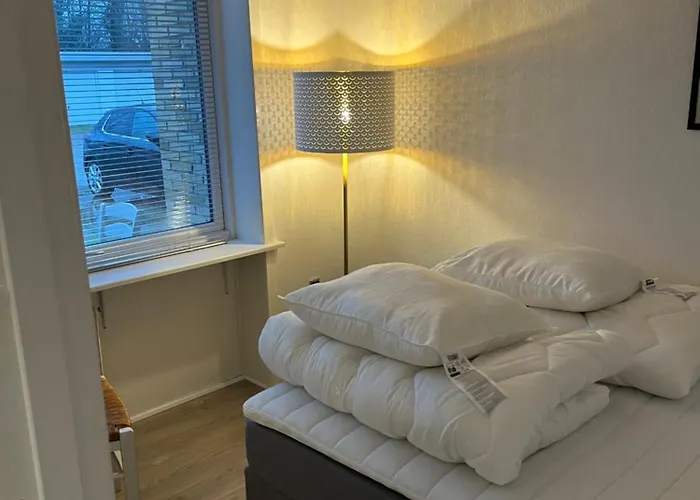 Apartment Of Bricks 6 *