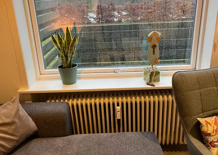 Apartment Of Bricks 6 *