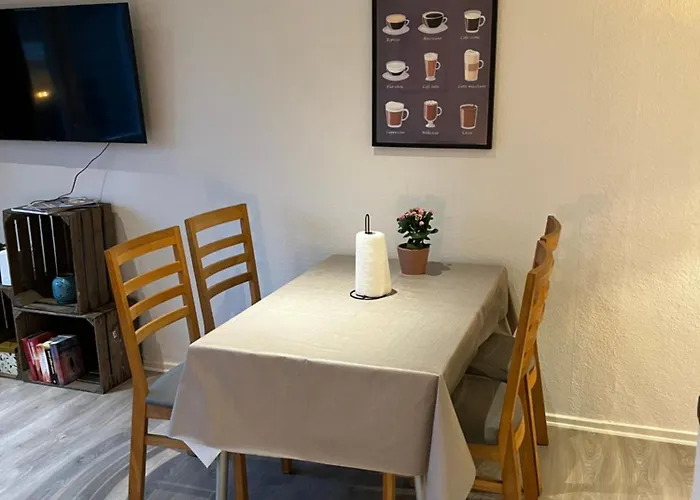 Apartment Of Bricks 6 *